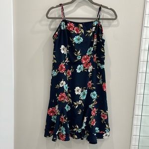 NWTT Mini Beautiful Dress size L